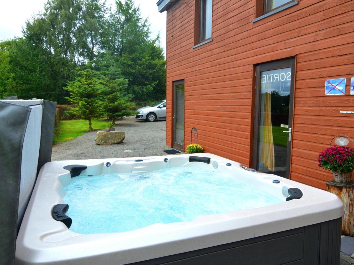 Quaint Cottage In Petite Langlire With Bubble Bath Exterior photo